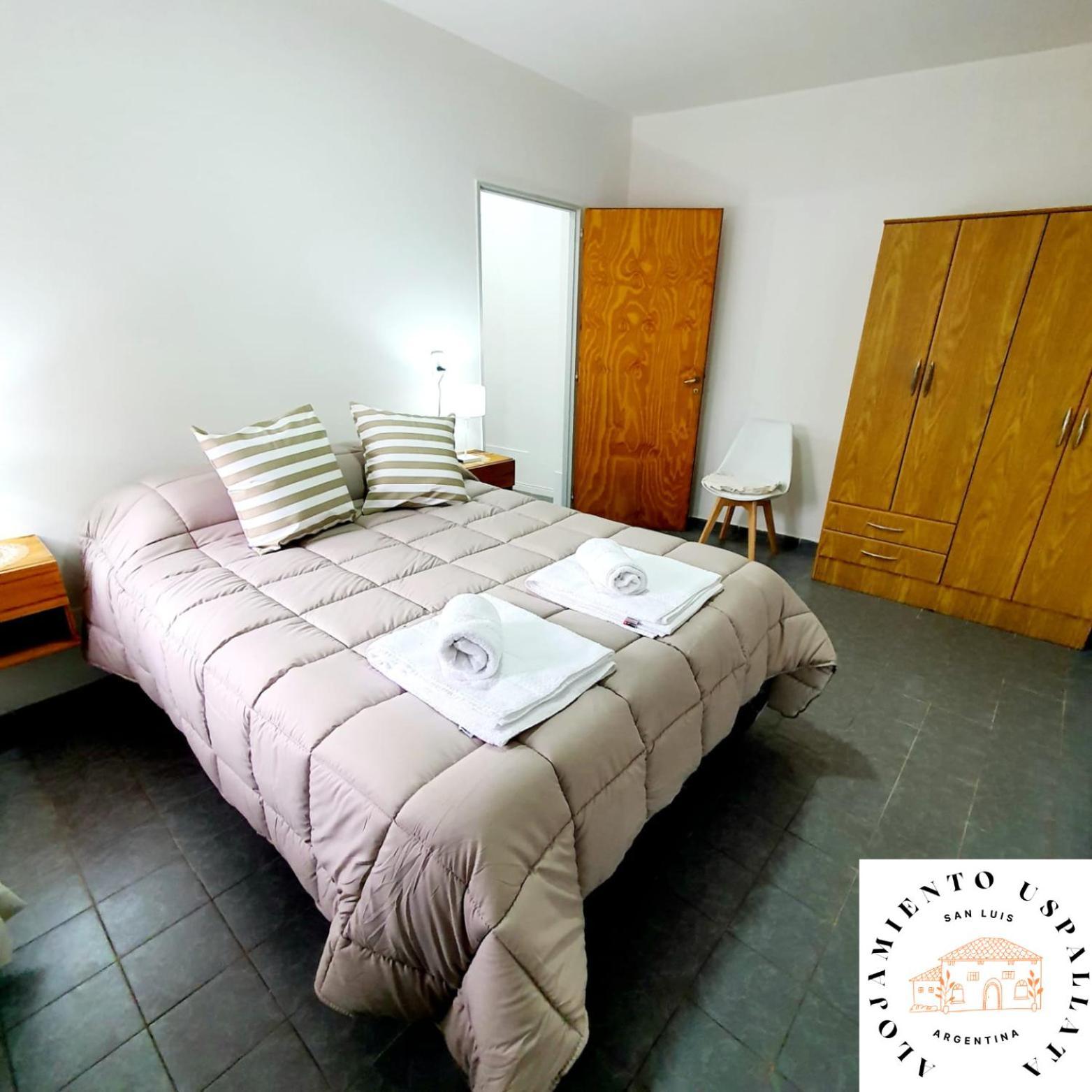 Departamento Con Patio Y Cochera Apartamento *